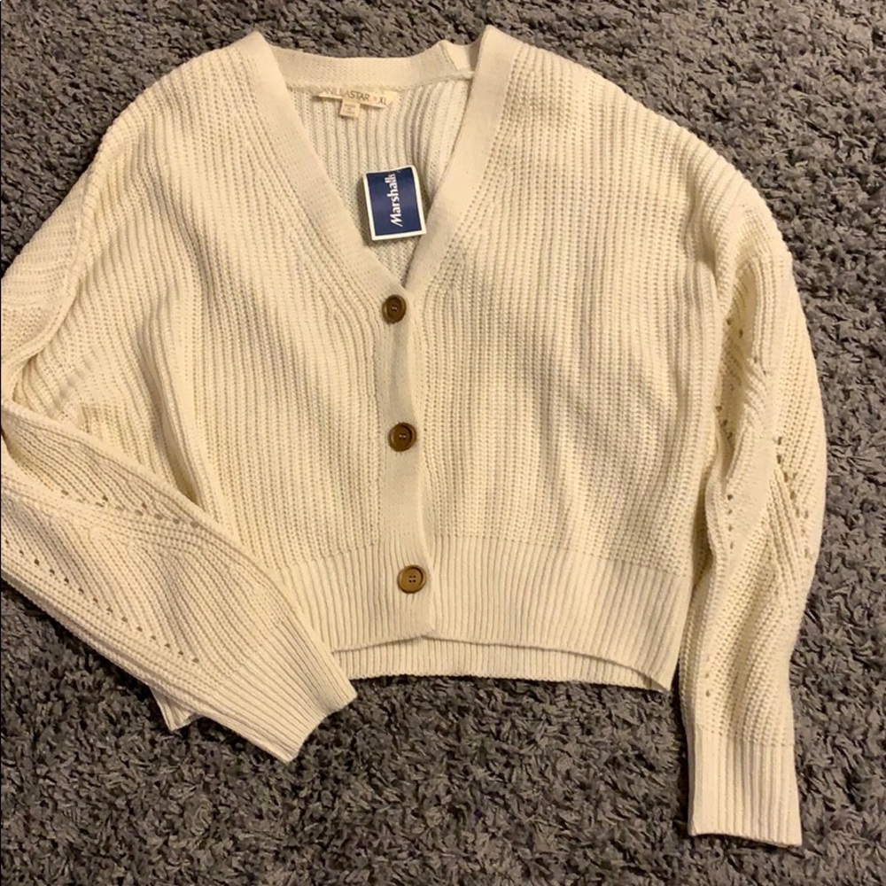 womans button up oversized sweater